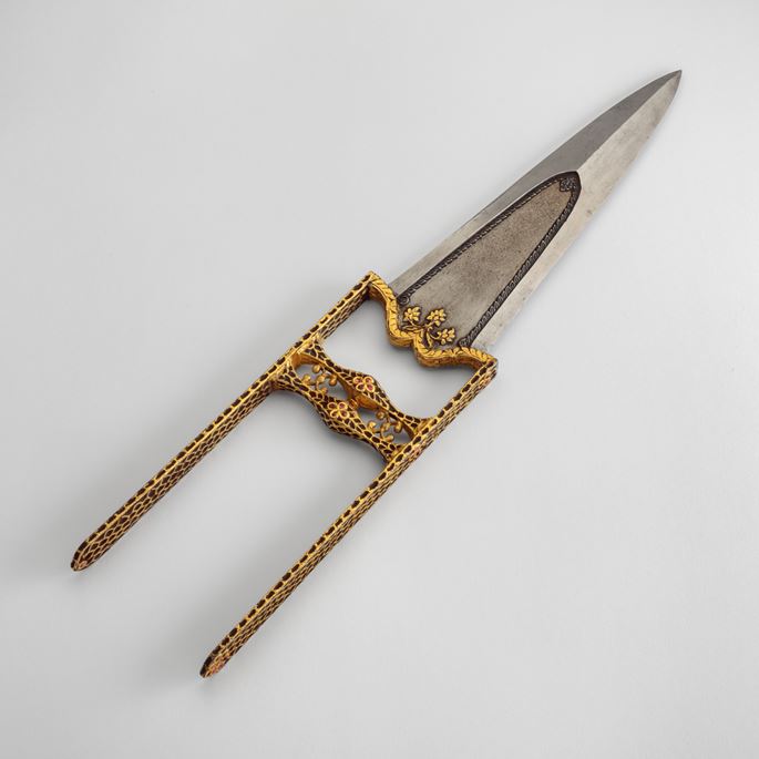 Gold overlaid punch dagger (katar) | MasterArt